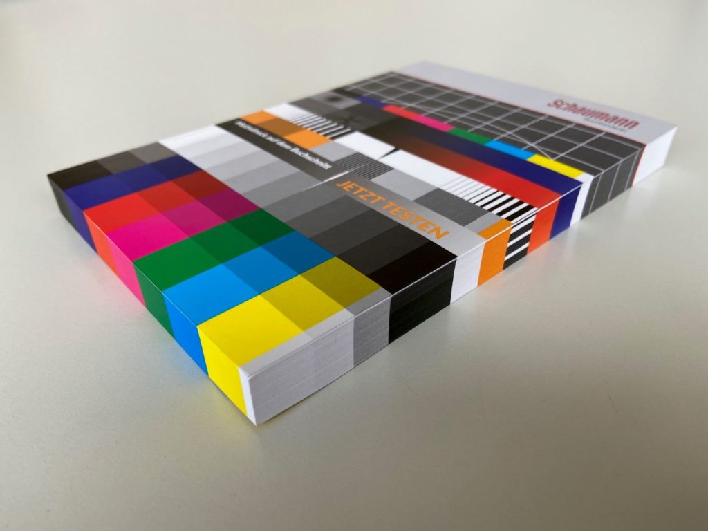 Buchfarbschnitt ist eine beliebte Veredelungsform. Foto: Buchbinderei Schaumann