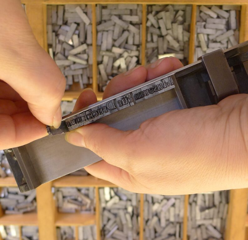 Buchstabensatz als Grundlage großer Literaturwerke. Foto: Museum für Druckkunst Leipzig