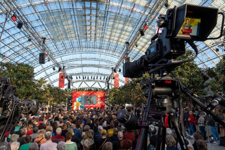 Leipziger Buchmesse: spannendes Ereignis für die Leserschaft als auch die Medienbranche. Foto: Leipziger Messe GmbH/Tom Schulze