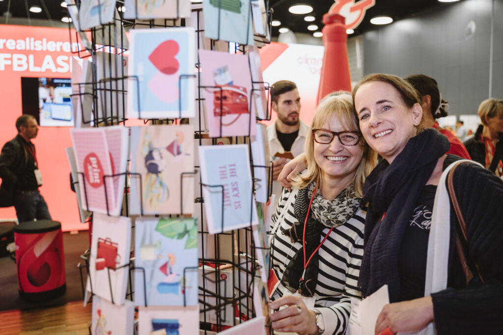 Begeisterung für Print-Werbemittel. Foto: WA Media