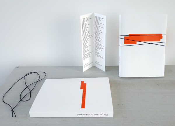 Christina Schmid & Ina Schneider: „Offenes Buch“, Prima.Publikationen, Stuttgart, 2026, 224 Seiten mit Punktraster, offene Fadenheftung, Schutzumschlag mit individuellem Titel, von Hand nummeriert, Preis: 36,00 Euro (D), ISBN 978-3-910868-13-7. Cover: Verlag