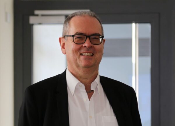 Stefan Hölscher, studierter Philosoph und Psychologe, Management-Coach und -Trainer. Foto: Verlag