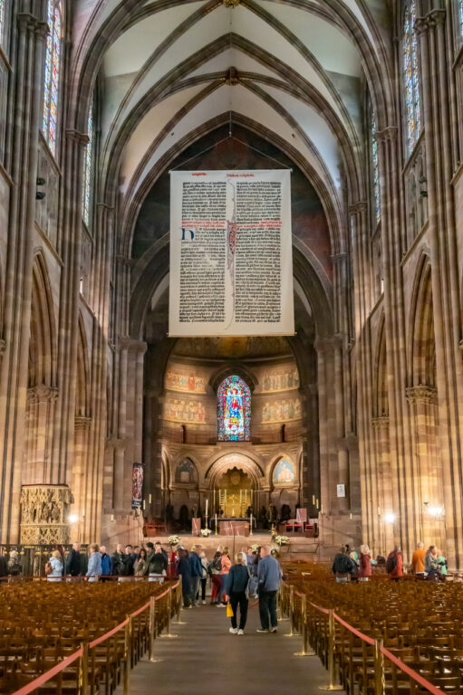 Historische Seite im Jahr 2026 im Münster Strasbourg. Foto: Markus Kohz