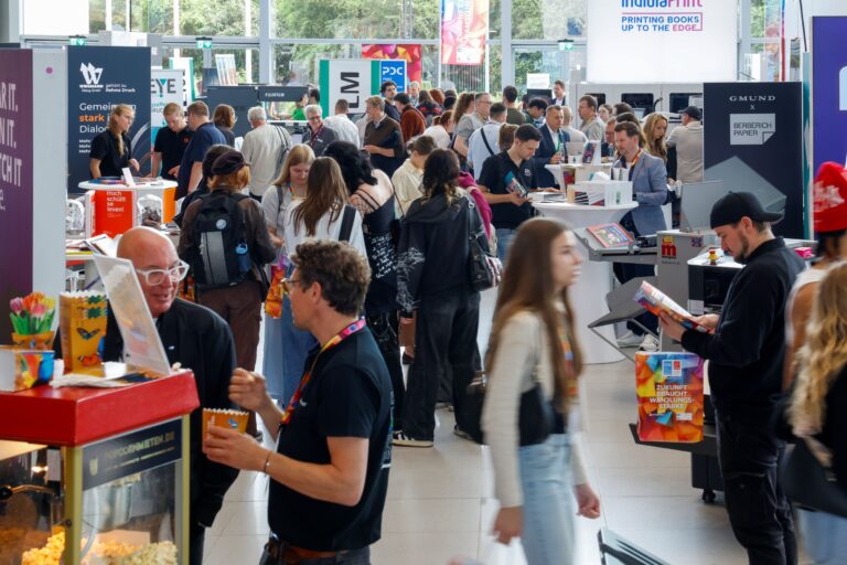 Großartige Resonanz: Erstmals nach Jahren wieder wurde das Event von weit mehr als 1000 Fachleuten besucht. Foto: Messe Düsseldorf/Constanze Tillmann
