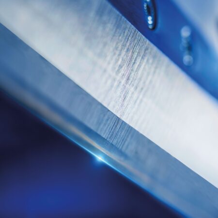Komfortable Lösungen offerieren die Anbieter von Industriemessern. Foto: TKM Group